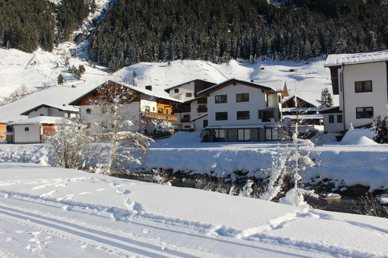 Apart Alpenjuwel ザンクト・レオンハルト・イム・ピッツタール エクステリア 写真